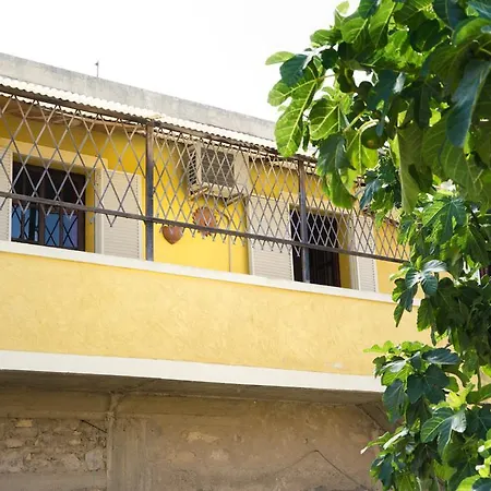 Casa Vacanza Da Luisa San Giovanni Suergiu Exterior photo
